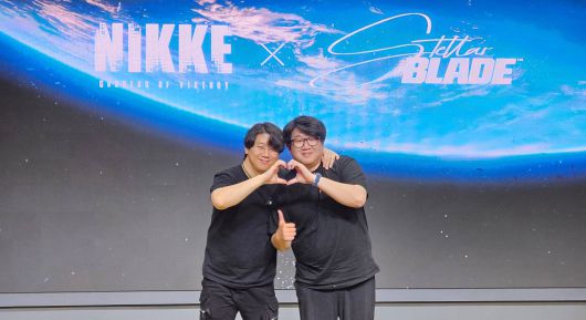 고객에 대한 사랑을 표현한 김형태 대표(좌)와 유형석 디렉터(우)