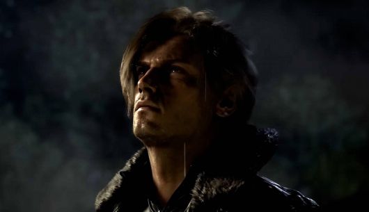 중년의 레온이 등장