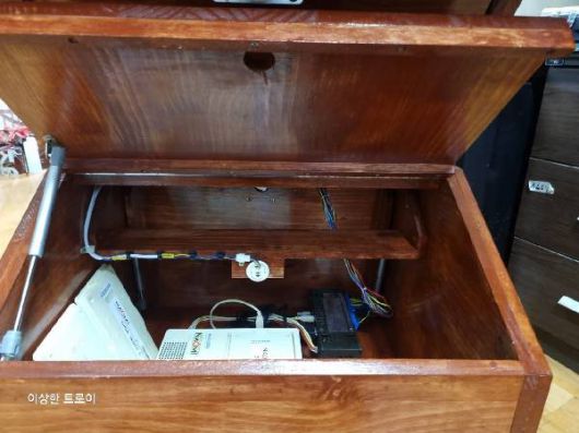 게임은 무엇이 탑재되어 있나 보았더니 나오미 기판이군요