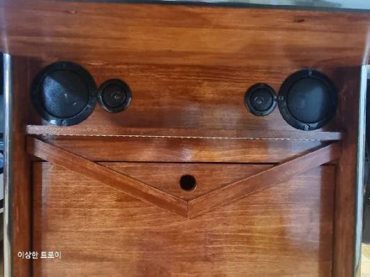 이 작업물을 앞쪽에서 보면 이렇다