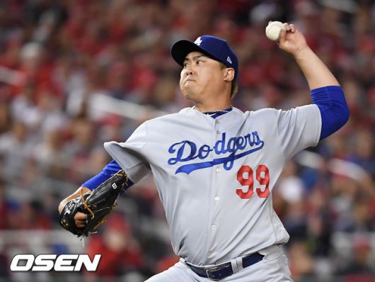 [OSEN=워싱턴 D.C.(미국), 박준형 기자] 지난해 디비전시리즈 3차전에서 다저스 승리를 이끈 류현진 /soul1014@osen.co.kr