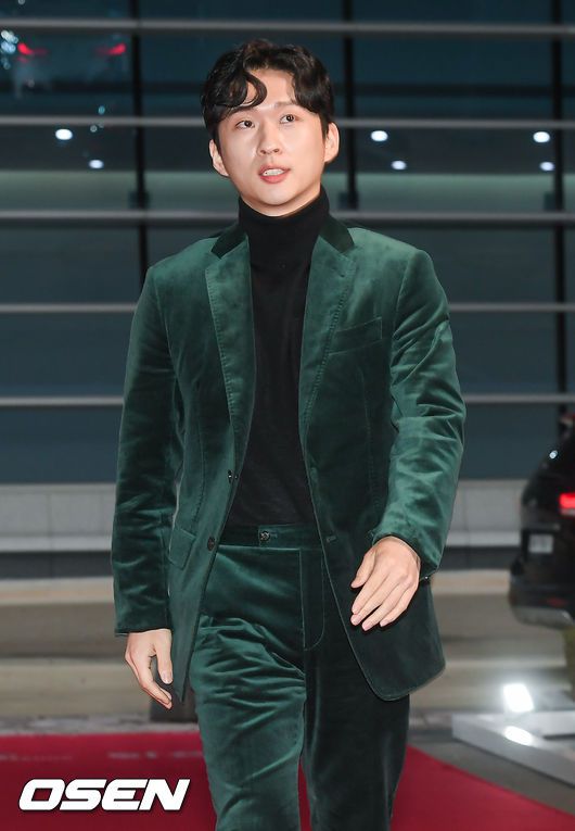 [OSEN=부산,박준형 기자]배우 김대건이 입장하고 있다. /  soul1014@osen.co.kr