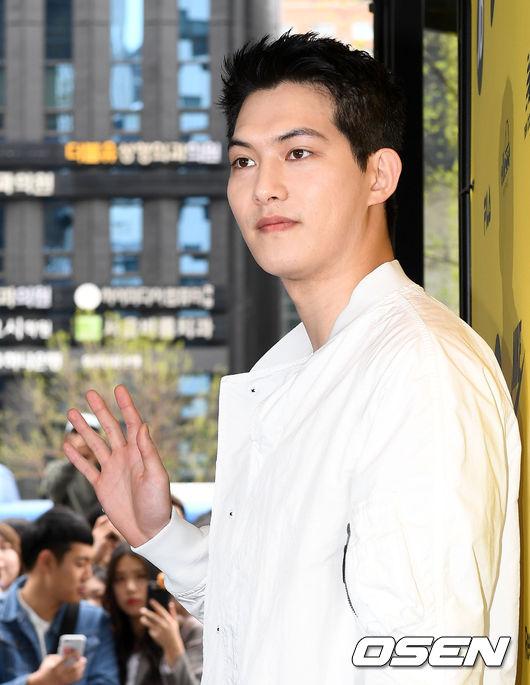 [OSEN=조은정 기자] 10일 오후 서울 마포구 상암 MBC 골든마우스홀에서 MBC에브리원 드라마 '제발 그 남자 만나지 마요' 제작발표회가 열렸다.배우 이준영이 포즈를 취하고 있다. /cej@osen.co.kr