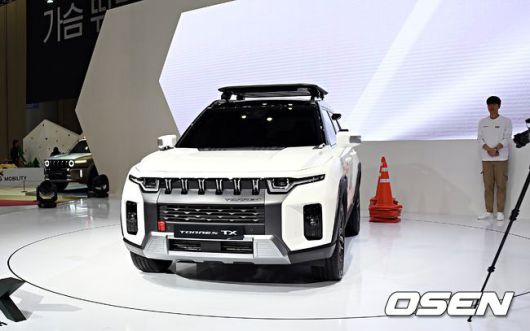 전기 픽업 모델인 O100.