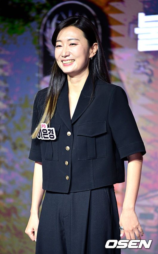 [OSEN=최규한 기자]이은경 PD, 김경애(스턴트팀 리더), 김봄은(군인팀 리더), 김현아(소방팀 리더), 김혜리(경찰팀 리더), 김희정(운동팀 리더), 이수련(경호팀 리더)가 포즈를 취하고 있다. 2023.05.24 / dreamer@osen.co.kr