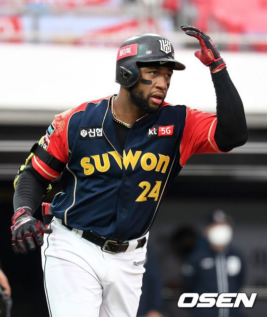 로하스 주니어 / OSEN DB