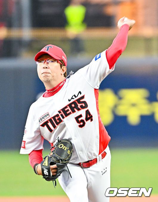 [OSEN=광주, 박준형 기자]1회초 KIA 선발투수 양현종이 역투하고 있다. 2024.03.26 / soul1014@osen.co.kr