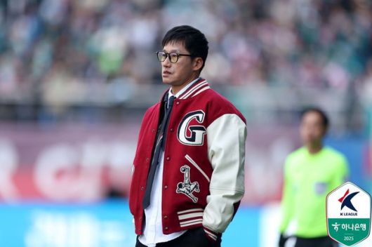 [사진] 이정효 감독에게 퇴장을 준 송민석 주심