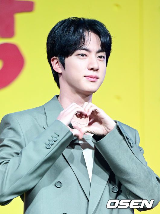 [OSEN=최규한 기자] 15일 오전 서울 JW 메리어트 동대문 스퀘어 서울에서 넷플릭스 '대환장 기안장' Part 2 ‘절찬리 영업중’ 기자간담회가 열렸다.