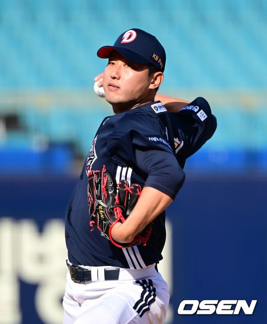 [OSEN=김성락 기자] 두산 베어스 홍건희. 2025.03.11/ ksl0919@osen.co.kr
