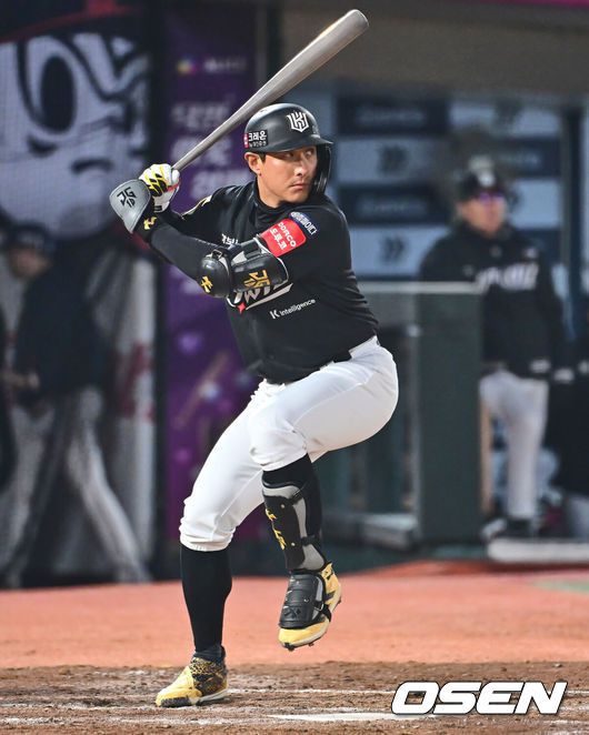 [OSEN=부산, 이석우 기자] KT 위즈 황재균 073 2025.03.28 / foto0307@osen.co.kr