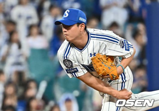 [OSEN=대구, 이석우 기자] 18일 대구삼성라이온즈파크에서 2025 신한 SOL 뱅크 KBO 리그 삼성 라이온즈와 롯데 자이언츠의 경기가 열렸다. 홈팀 삼성은 이승현이, 방문팀 롯데는 데이비슨이 선발 출전했다. 삼성 라이온즈 양창섭이 역투하고 있다. 2025.04.18 / foto0307@osen.co.kr
