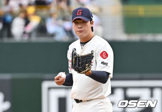 [OSEN=부산, 이석우 기자] 롯데 자이언츠 이민석  / foto0307@osen.co.kr