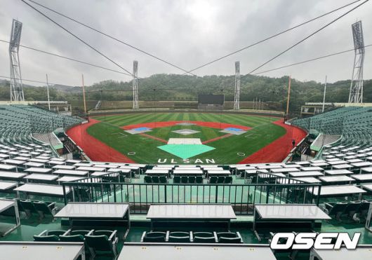 [OSEN=울산, 이석우 기자] 지난 8일 KBO는 NC 다이노스 구단의 요청에 따라, NC가 울산 문수야구장을 2025 시즌 임시 대체 홈구장으로 사용하는 것을 승인했다. 울산 문수야구장을 대체 홈구장으로 확정한 NC 구단은 울산시와의 협의를 통해 울산시가 문수야구장의 전체 유지, 관리, 보수를 책임을 지기로 했다. NC 다이노스는 오는 16일부터 18일까지 울산 문수야구장에서 키움 히어로즈와의 경기를 시작으로 관람 정보를 포함한 세부 사항을 구단 공식 홈페이지와 SNS를 통해 안내할 예정이다. 2025.05.09 / foto0307@osen.co.kr