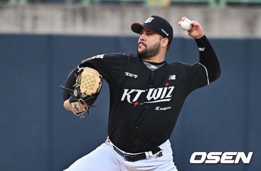KT 위즈 엔마누엘 데 헤이수스. /OSEN DB