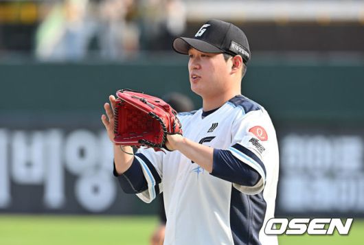 [OSEN=부산, 이석우 기자] 롯데 자이언츠 나균안 / foto0307@osen.co.kr