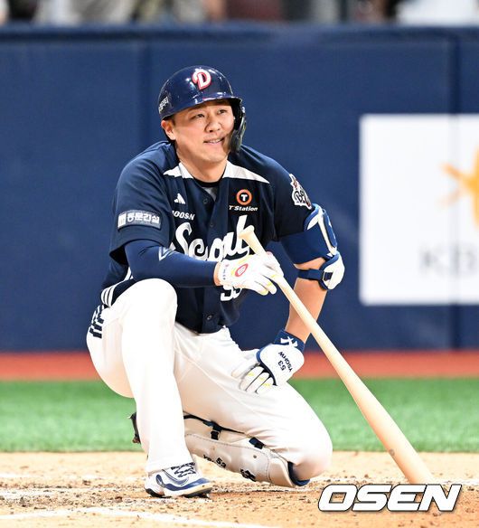 [OSEN=고척, 이대선 기자] 1일 오후 서울 고척스카이돔에서 2025 신한 SOL Bank KBO리그 키움 히어로즈와 두산 베어스의 경기가 열렸다.키움은 알칸타라, 두산은 최승용을 선발 투수로 내세웠다.8회초 2사에서 두산 양석환이 파울 홈런에 아쉬워하고 있다. 2025.06.01 /sunday@osen.co.kr