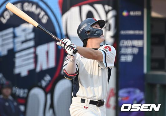 [OSEN=부산, 이석우 기자]  롯데 자이언츠 나승엽 / foto0307@osen.co.kr