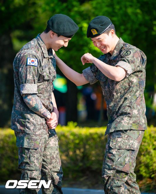 오랜만에 마이크 든 정국-지민 '순간 뇌정지가 온듯'