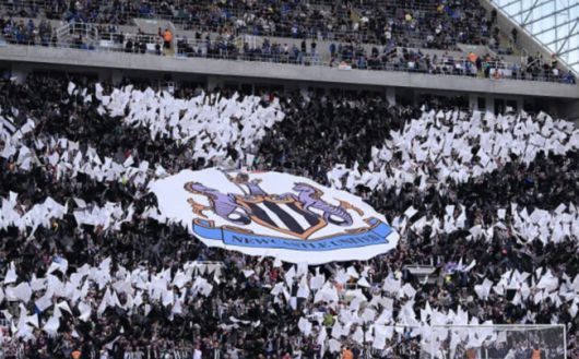 [사진] 뉴캐슬은 지난 5월에도 이미 욱일기를 사용했다