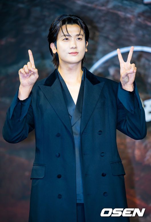 [OSEN=민경훈 기자] 20일 오전 서울 앰버서더 서울 풀만 호텔 그랜드볼룸에서 K-액션 히어로 시리즈 '트웰브' 제작발표회가 진행됐다.