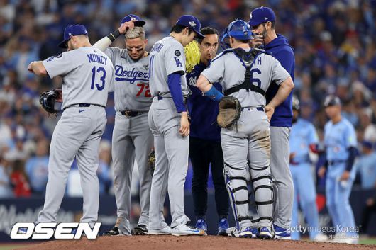 [사진] 흔들린 사사키. ⓒGettyimages(무단전재 및 재배포 금지)