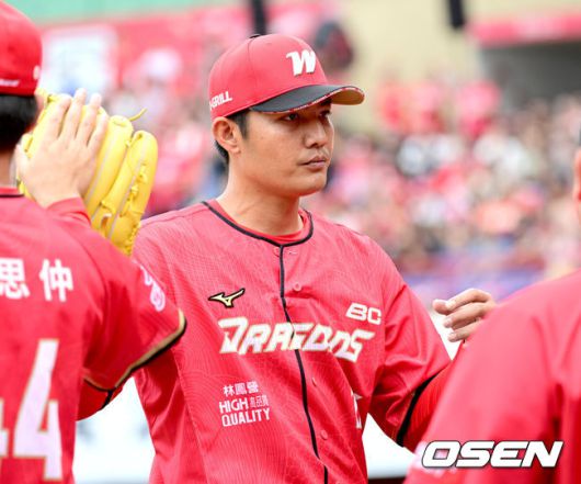 [OSEN=최규한 기자] CPBL 웨이취안 드래곤스 왕웨이중 / dreamer@osen.co.kr