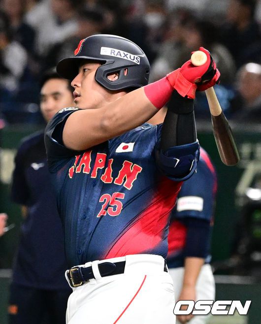 일본 야구 대표팀 오카모토 카즈마. /OSEN DB