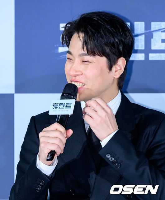 [OSEN=지형준 기자] 12일 오전 서울 광진구 자양동 롯데시네마 건대입구에서 영화 '휴민트' 제작보고회가 열렸다.영화 ‘휴민트’는 비밀도, 진실도 차가운 얼음 바다에 수장되는 블라디보스토크에서 서로 다른 목적을 가진 이들이 격돌하는 이야기.배우 박정민이 간담회를 하고 있다.  2026.01.12 / jpnews@osen.co.kr