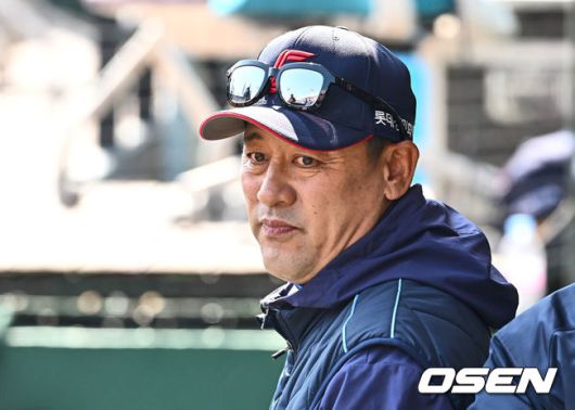 [OSEN=부산, 이석우 기자] 롯데 자이언츠 김민재 코치  / foto0307@osen.co.kr