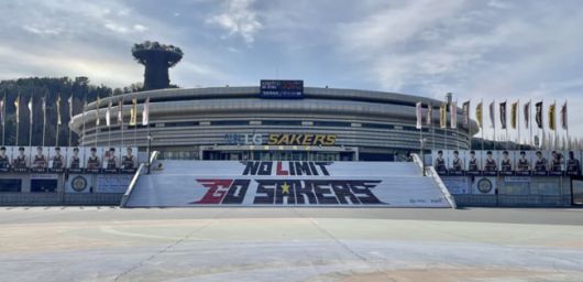 [사진] 팬들의 높은 열기에 비해 농구장 시설이 따라주지 못하는 창원