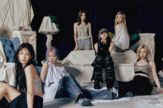 출처 : JYP엔터테인먼트