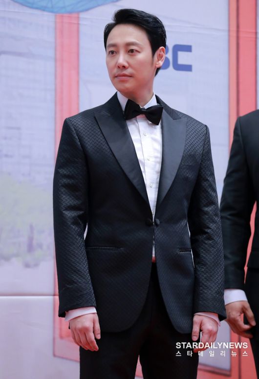 김동욱-스텔라, 첫 아이 임신 발표 ⓒ스타데일리뉴스