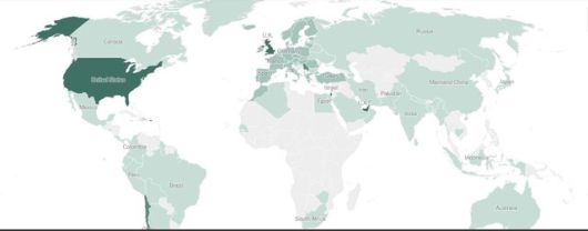 코로나19 백신접종 현황. 색깔이 짙을수록 100명당 접종자가 많은 나라다. 한국은 26일 현재 아직 백신접종 기록이 올라오지 않았다. <뉴욕타임스> 누리집 캡처