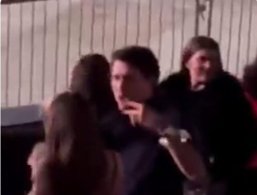 캐나다 토론토에서 열린 테일러 스위프트 콘서트에서 포착된 쥐스탱 트뤼도 캐나다 총리. ‘엑스’ 갈무리