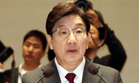 권성동 국민의힘 원내대표가 2일 오전 서울 여의도 국회에서 열린 의원총회에서 발언하고 있다. 김경호 선임기자 jijae@hani.co.kr