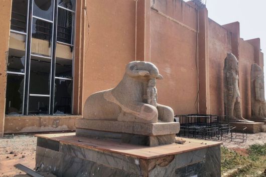 지난 11일 수단 수도 하르툼에 있는 수단국립박물관이 폐허로 변해 있다. AFP 연합뉴스