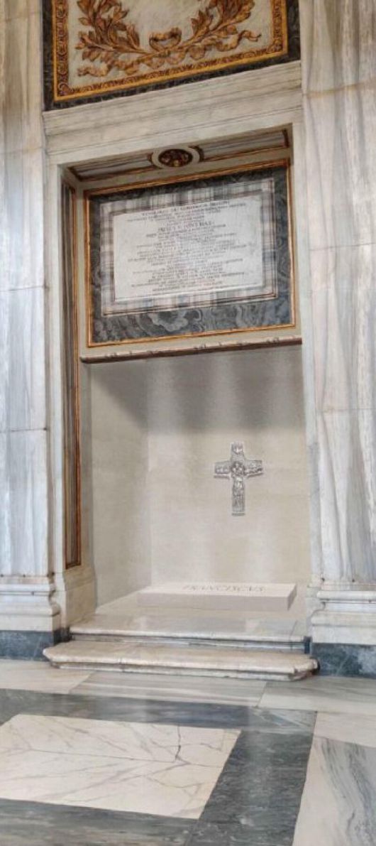 교황청이 24일(현지시각) 산타 마리아 마조레 대성당에 놓일 프란치스코 교황의 무덤 사진을 공개했다. EPA연합뉴스