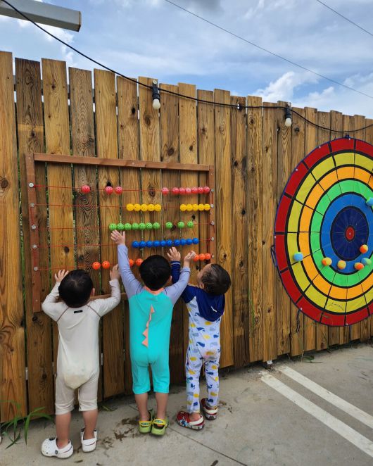 밤부사운드캠핑장의 어린이를 위한 부대시설들. 밤부사운드캠핑장 제공