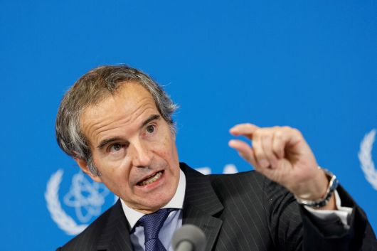 라파엘 그로시 국제원자력기구 사무총장이 9일(현지시각) 오스트리아 빈 본부에서 열린 분기별 이사회 첫날 회의 후 기자회견을 하고 있다. 빈/로이터 연합뉴스