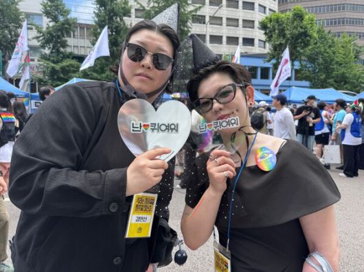 ‘2025 서울퀴어퍼레이드’ 참가자의 모습. 김효실 기자 trans@hani.co.kr