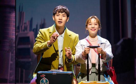 뮤지컬 ‘어쩌면 해피엔딩’ 한국 국내 공연 장면. 씨제이이엔엠(CJ ENM) 제공