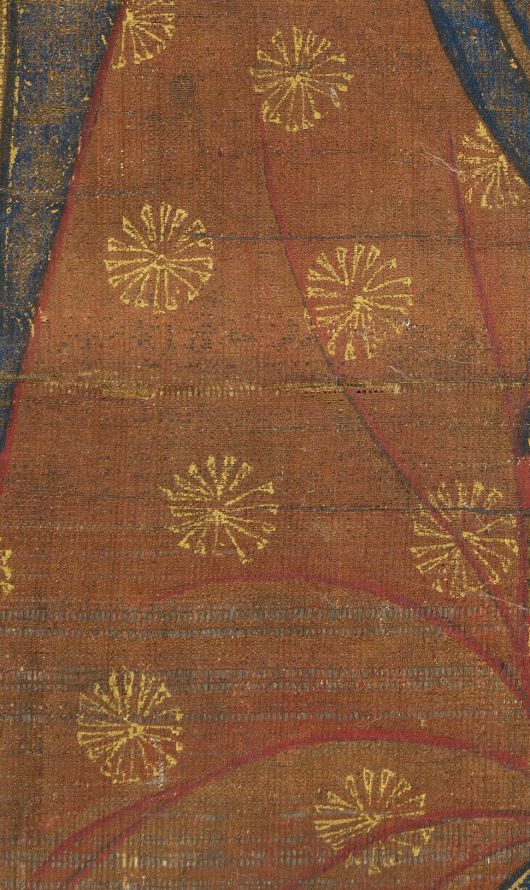 시왕들의 옷에 그려진 작은 국화 무늬들. 국외소재문화유산재단 제공