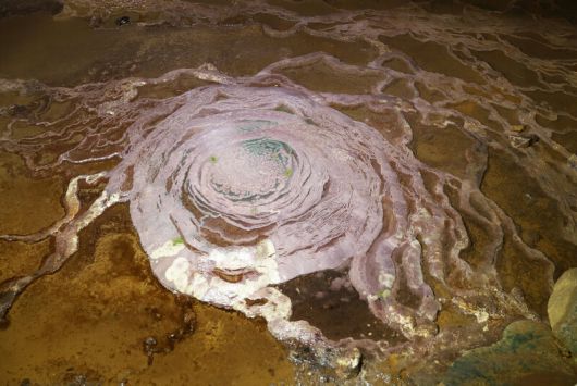 환선굴 투어의 대미를 장식하는 ‘옥좌대’. 박미향 기자