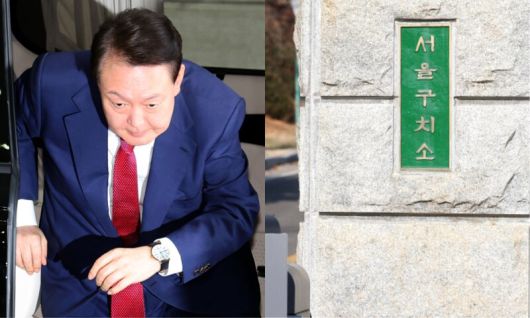 윤석열 전 대통령이 지난 5일 오전 2차 특검조사를 받기 위해 특검 사무실이 있는 서울 서초동 서울고등검찰청으로 출석하고 있다. 오른쪽은 서울구치소 정문. 공동취재사진, 연합뉴스