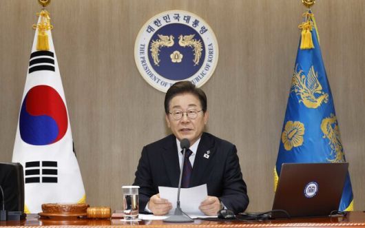 이재명 대통령이 10일 서울 용산 대통령실에서 열린 국무회의에서 머리 발언을 하고 있다. 대통령실사진기자단