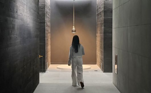 제주도립 김창열미술관 실내 풍경. 포토존이 많다. 박미향 기자