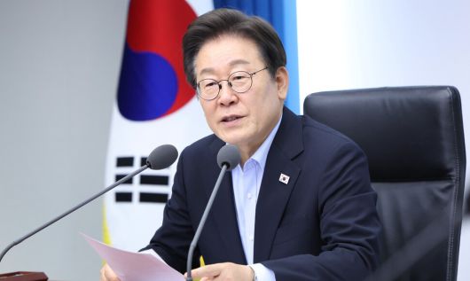 이재명 대통령이 지난달 31일 서울 용산 대통령실 청사에서 열린 6차 수석·보좌관 회의에서 발언하고 있다. 대통령실사진기자단