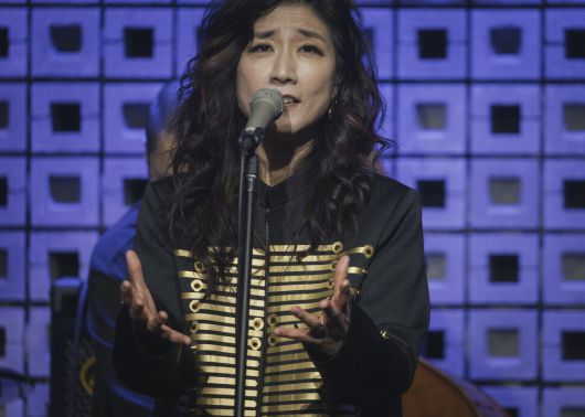 재즈 보컬리스트 말로가 지난해 5월 전북 군산의 재즈클럽 ‘머디’에서 공연을 펼치고 있다. JNH 뮤직 제공