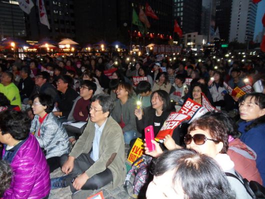 양승태 사법농단 항의집회에 참석한 고인. 필자 제공